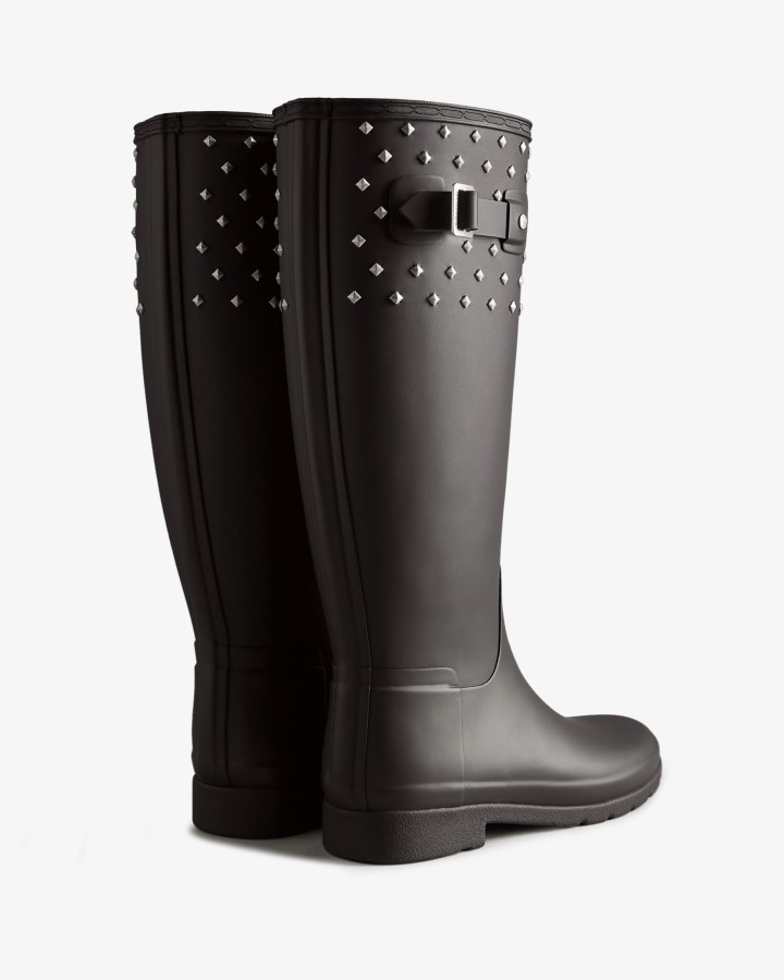 Hunter - Botas De Lluvia Para Mujer, Corte Ajustado, Alto, Con Puños De Tachuelas, Color Negro